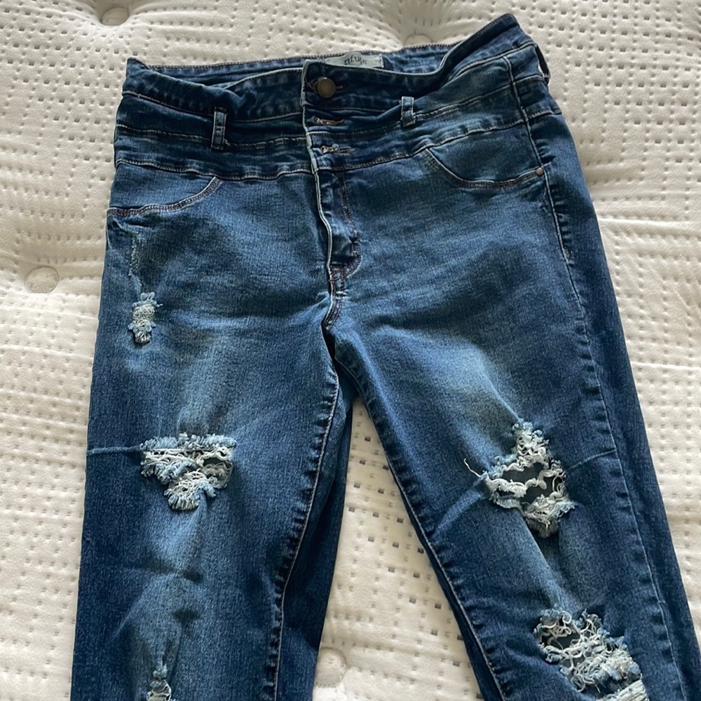 Refuge distressed high waist skinny leg stretch jeans size 12